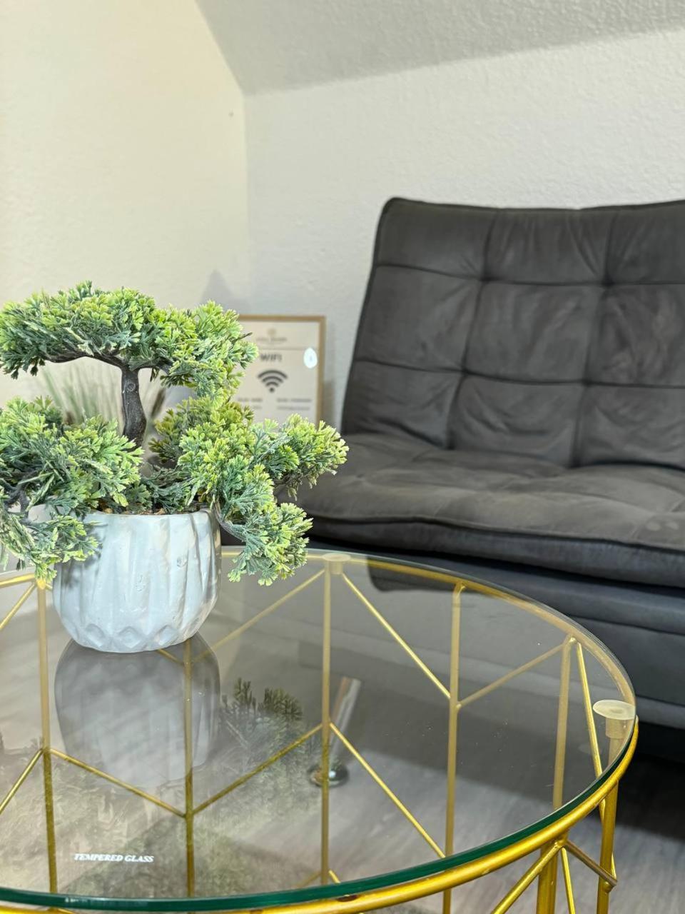 Ama Home Apartment In Hiddenhausen - Wlan, Smart-Tv - Nahe A30 & A2 - Nur 10 Min Von Herford מראה חיצוני תמונה
