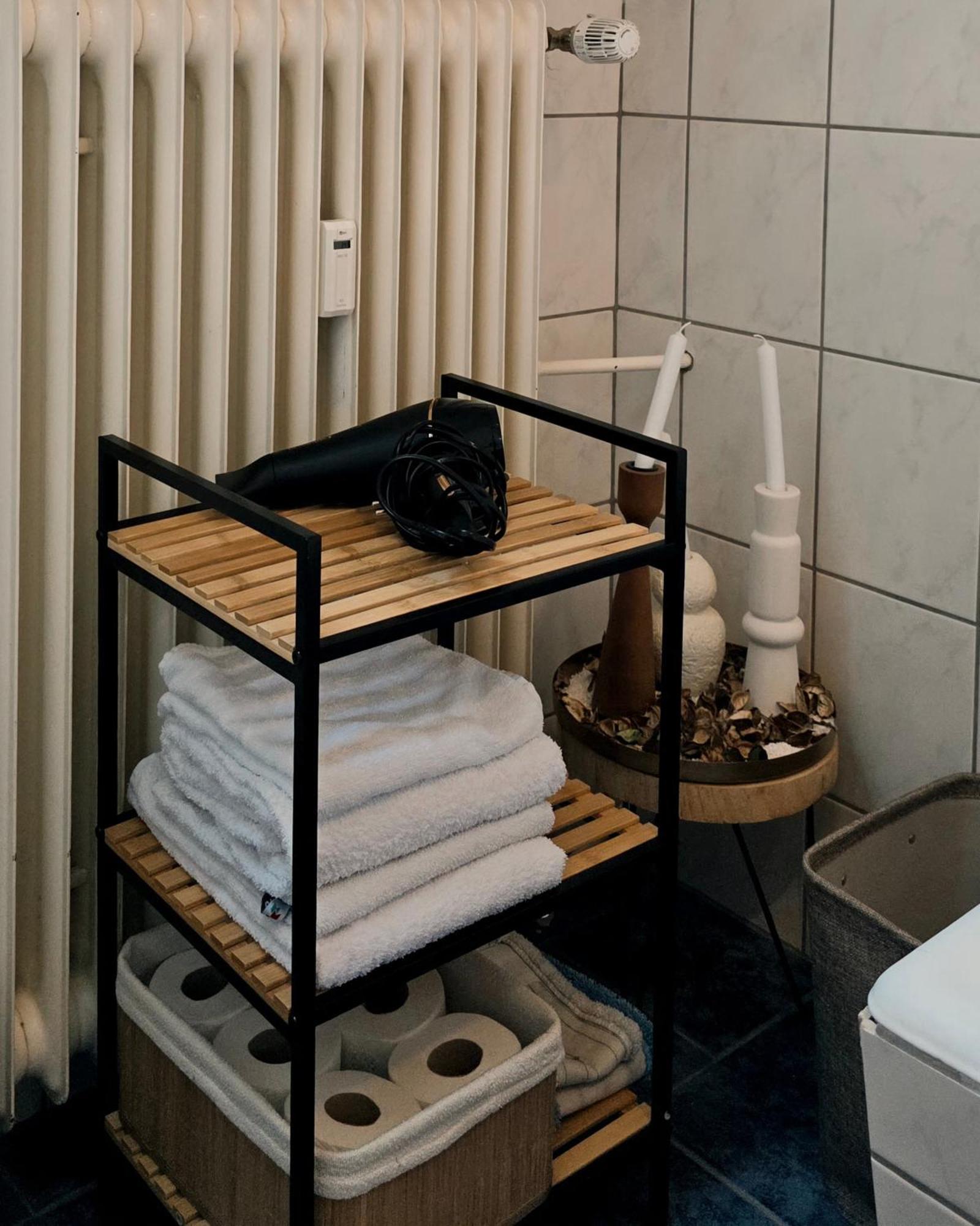 Ama Home Apartment In Hiddenhausen - Wlan, Smart-Tv - Nahe A30 & A2 - Nur 10 Min Von Herford מראה חיצוני תמונה