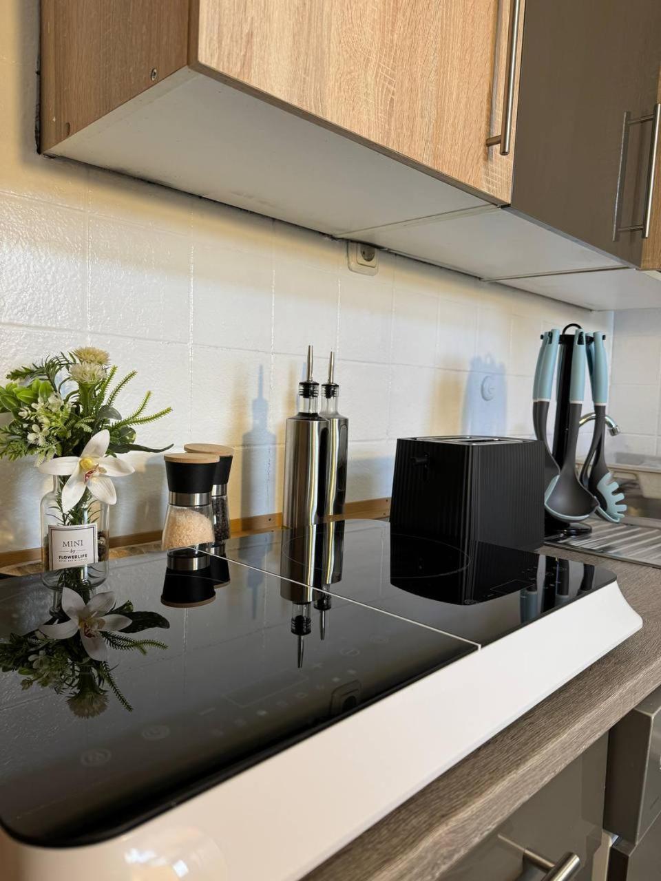 Ama Home Apartment In Hiddenhausen - Wlan, Smart-Tv - Nahe A30 & A2 - Nur 10 Min Von Herford מראה חיצוני תמונה